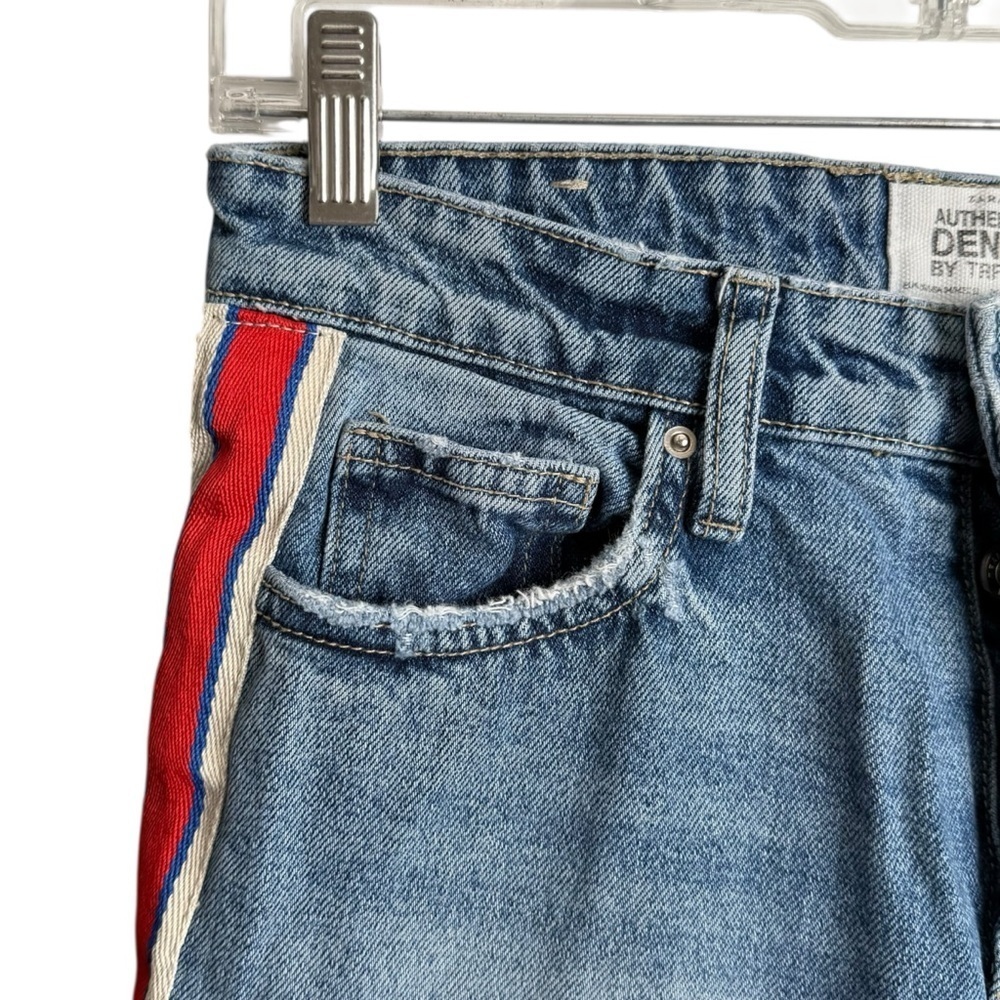 Jeans - Picture 8 of 16